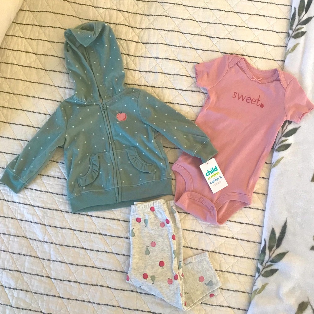 NWT Carter’s 3pc 3-6M Apple Outfit Girl Set